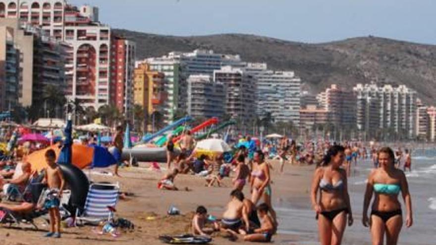 La playa de Sant Antoni de Cullera mantiene la contraseña de calidad