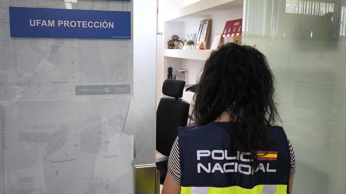 Agentes de la UFAM de la Policía Nacional se hicieron cargo de las pesquisas.