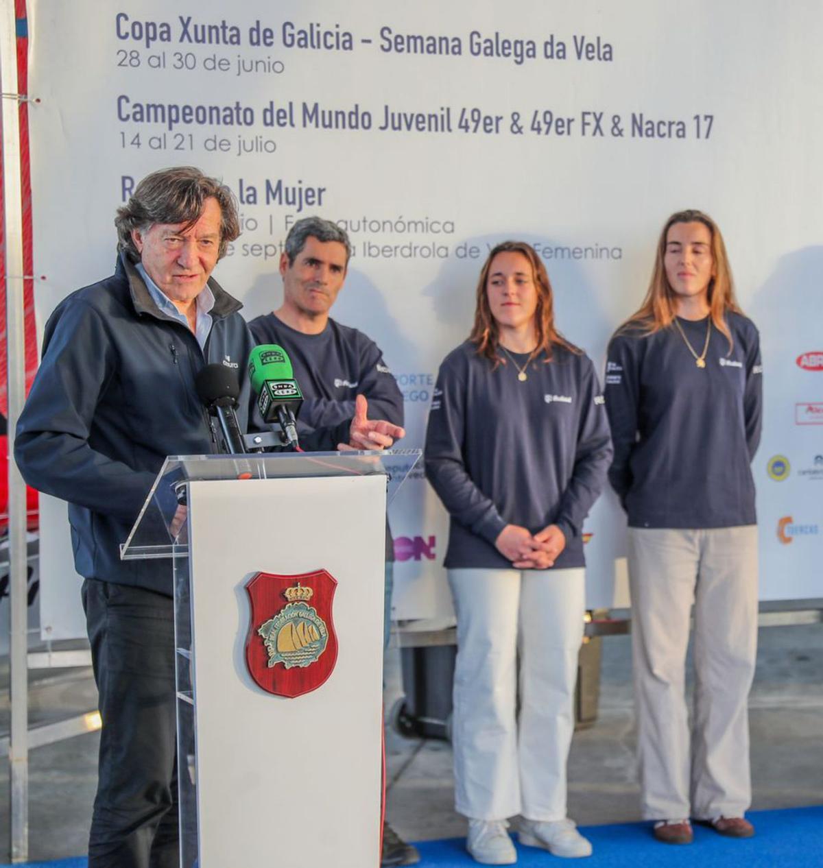 José Ramón Lete mostró el respaldo de la Xunta al proyecto. |  I.A.