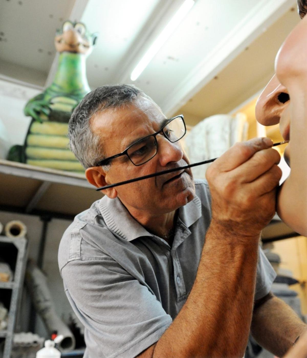 L'artista Jordi Grau, al seu taller