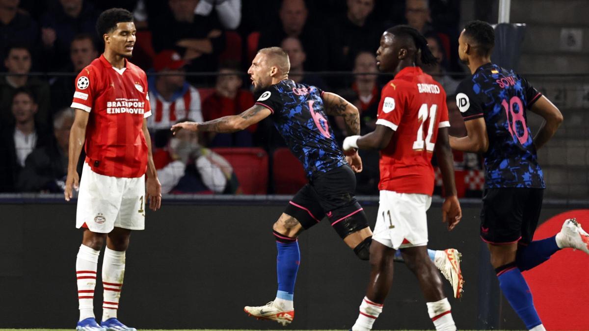 UEFA Champions League - PSV Eindhoven vs Sevilla FC