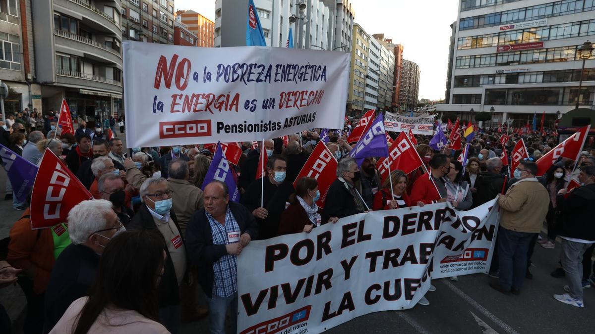 Manifestación en Avilés para exigir medidas frente a la crisis de precios