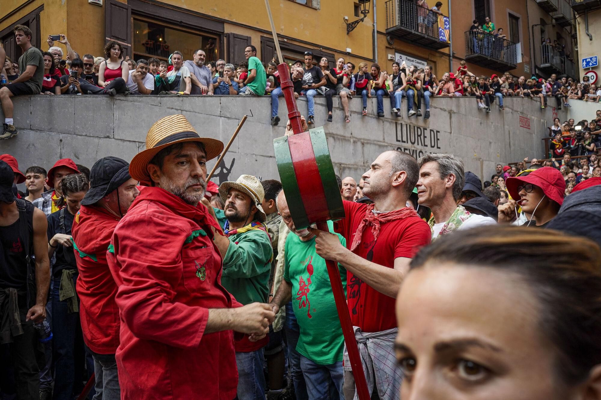 Així s'ha viscut el passacarrers de Patum de dissabte