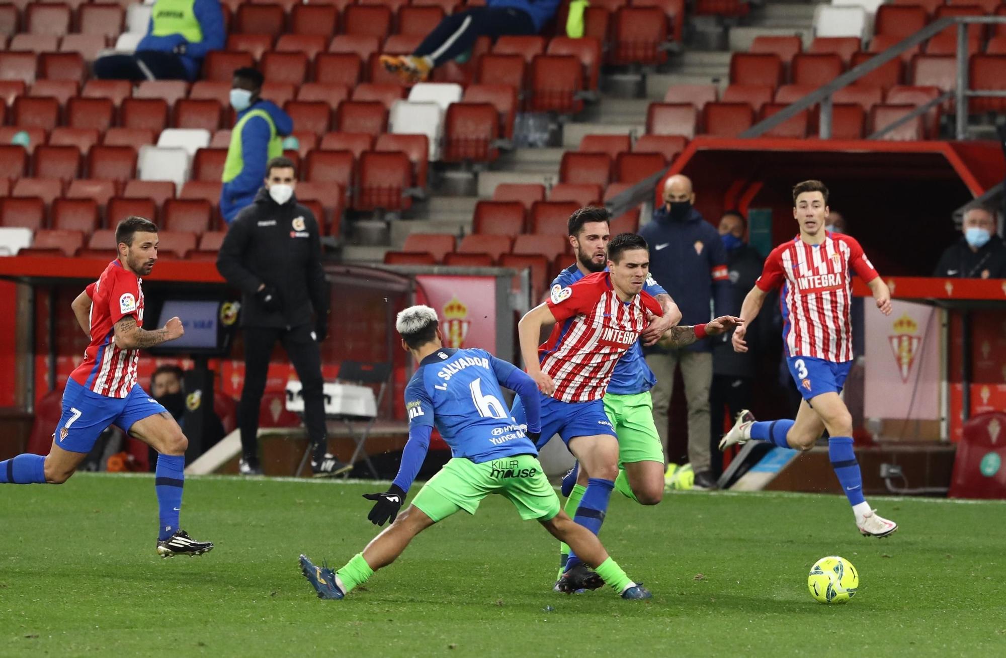 El Sporting-Fuenlabrada, en imágenes