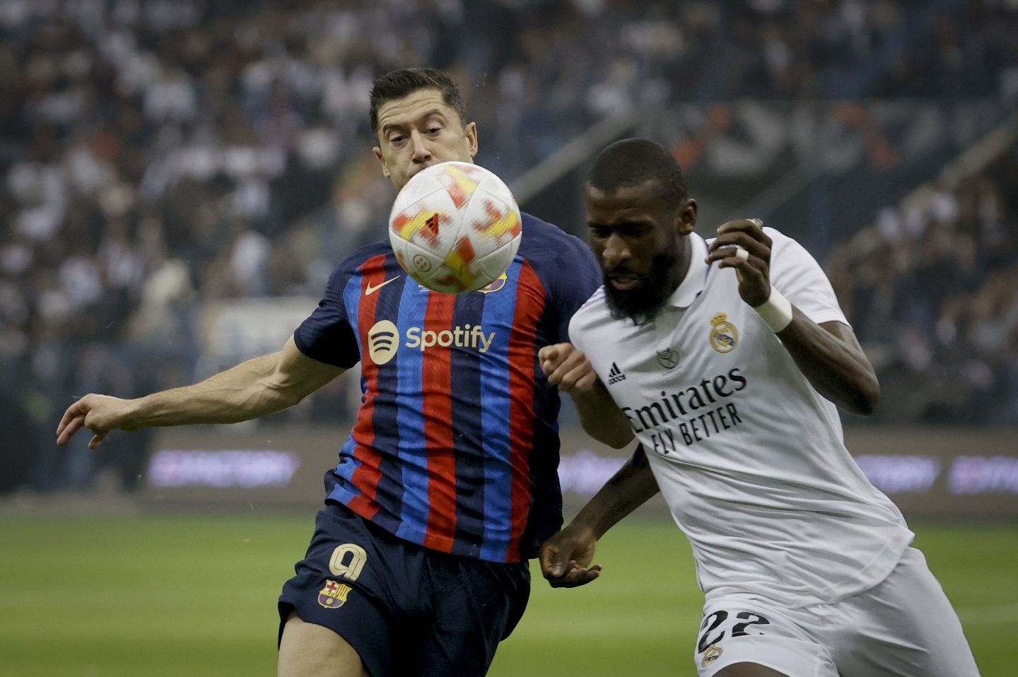 Les millors imatges de la final de la supercopa entre el Madrid i el Barça