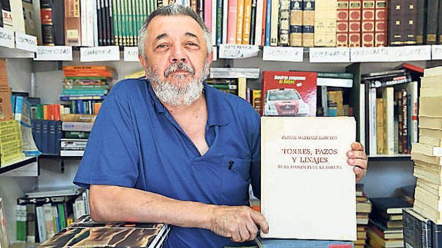 &quot;Un libro que habla de cambios sociales, monumentos, paisajes y costumbres&quot;