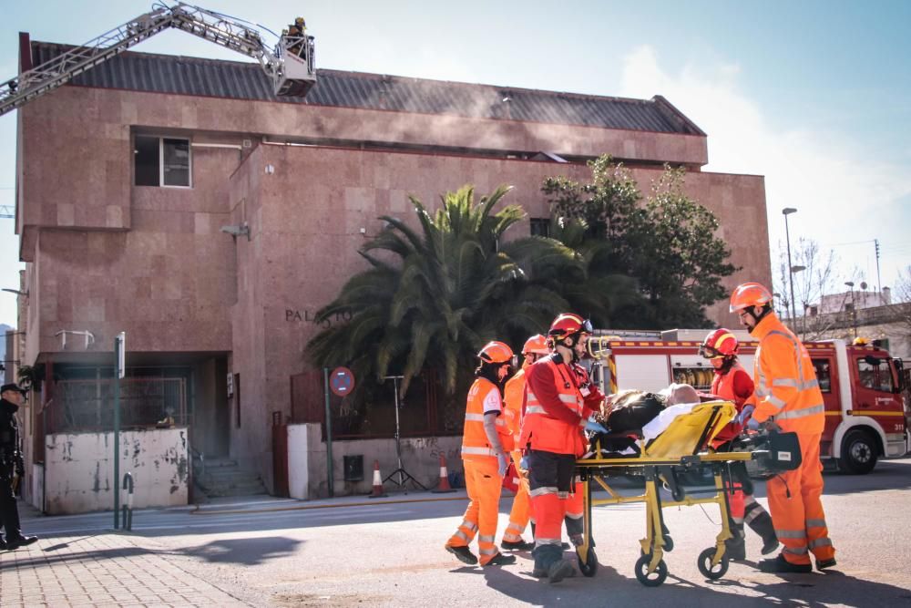 Un simulacro muy real para público escolar de Alcoy