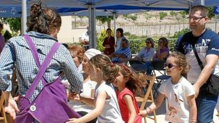 Nombrós públic a la festa del barri del raval d&#039;Aguilera i Sant Bernabé d&#039;Òdena