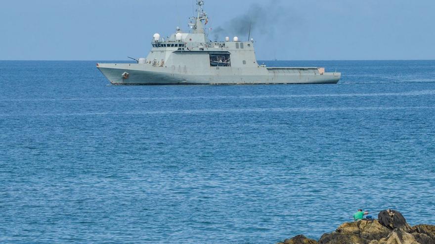 El buque ‘Tornado’ zarpa al Golfo de Guinea para mejorar la vigilancia en el mar