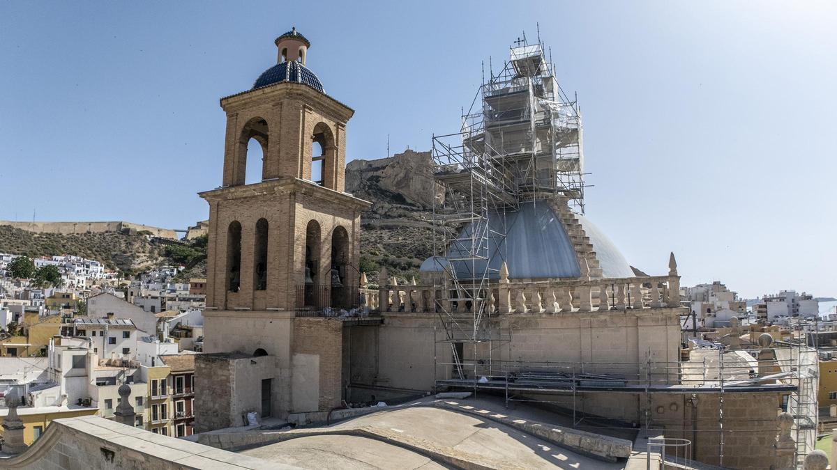San Nicolás acomete una rehabilitación para acabar con las filtraciones en su cúpula