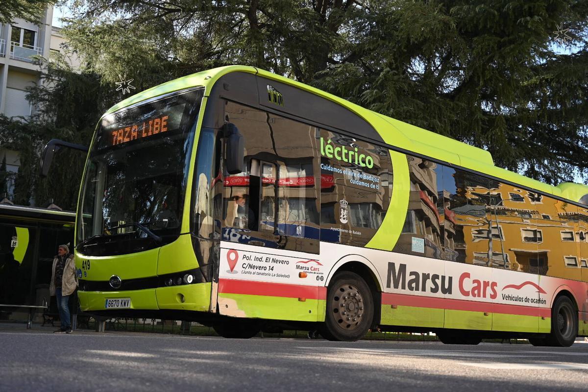 Un autobús urbano de Badajoz.