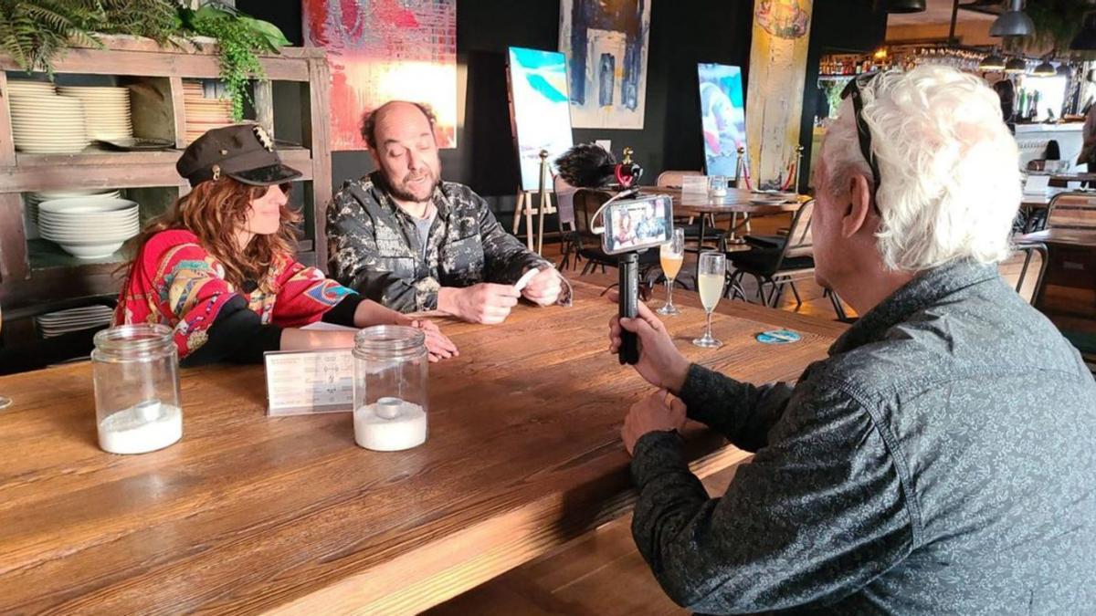 El pintor, sonriente, durante el evento, celebrado el pasado viernes.