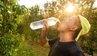 ¿Cuándo estará prohibido trabajar al aire libre ante una ola de calor?