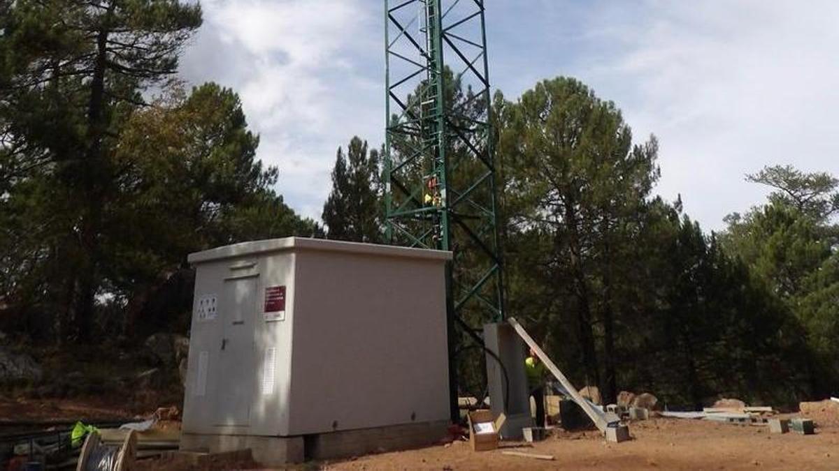 Imagen de las instalaciones del centro de telecomunicaciones de Dornaque.