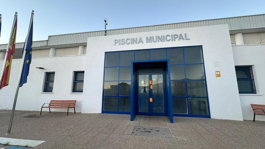 Calp precinta las instalaciones de la piscina tras rescindir el contrato