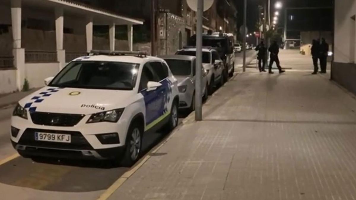 Operación contra una red de marihuana que había corrompido a policías locales de Llinars del Vallès.