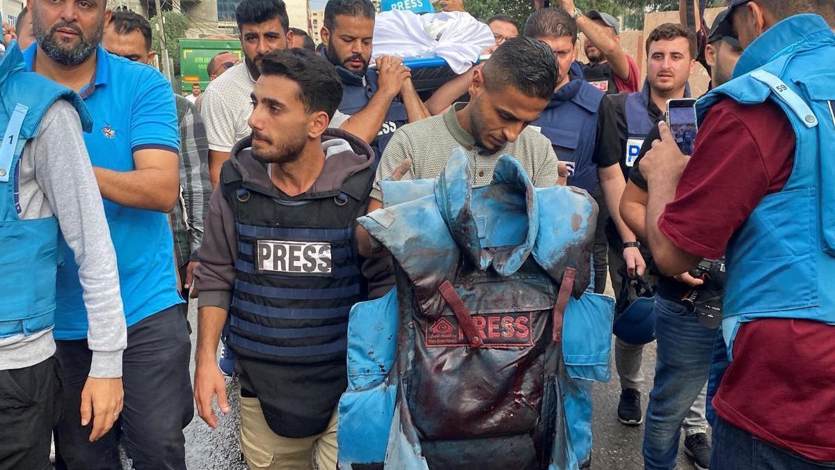 Periodista palestino muerto en un bombardeo israelí.