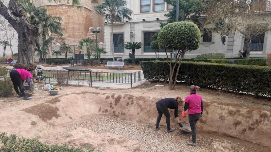 Burriana arregla el vandalismo en los restos arqueológicos del jardín del Pla, pero posterga su puesta en valor