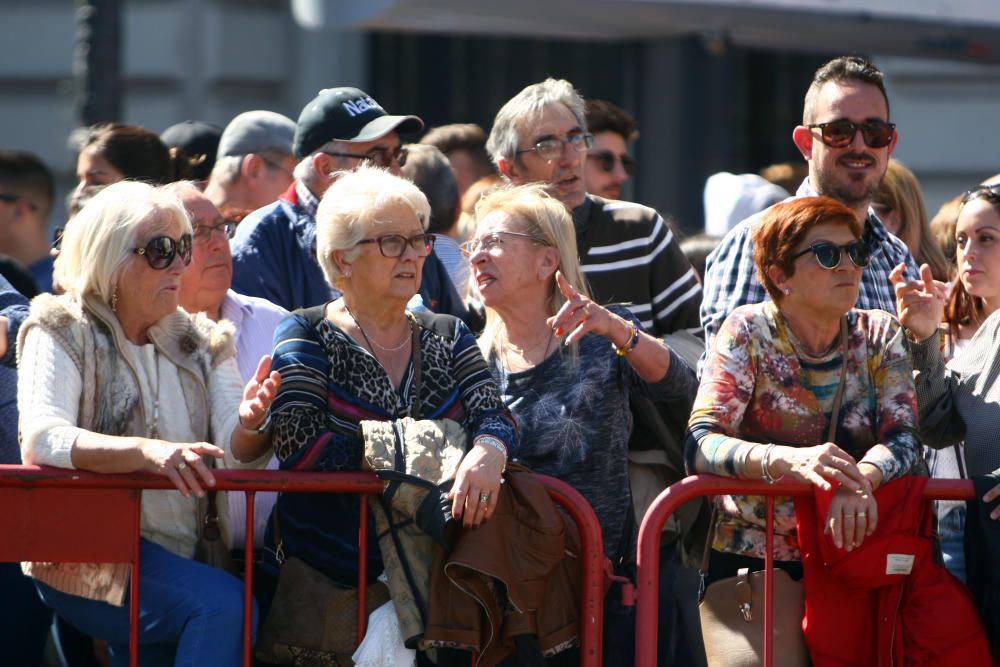 Búscate en la mascletà del 7 de marzo