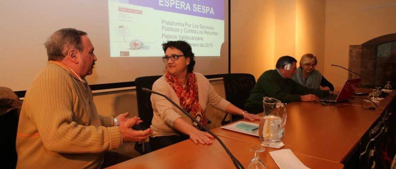 Antonio Cabrera, Begoña Martínez, Laureano Rivas y Soledad Pérez, en el debate sobre listas de espera.