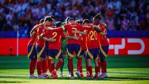 La selección española fue una piña desde el inicio en su partido ante Croacia