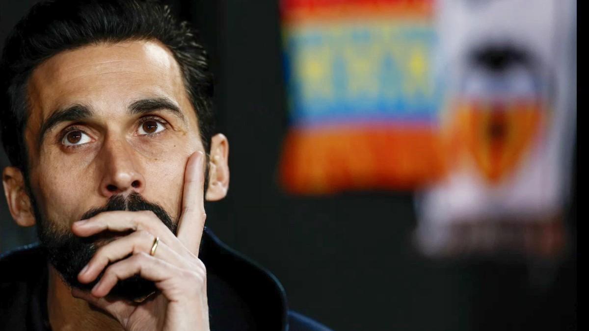 Álvaro Arbeloa pensativo