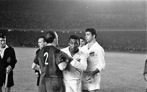 Pelé al Camp Nou: les llargues gires del Santos