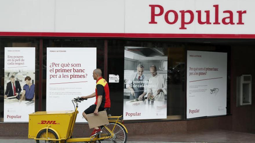 Preocupación entre los accionistas y los clientes de Banco Popular