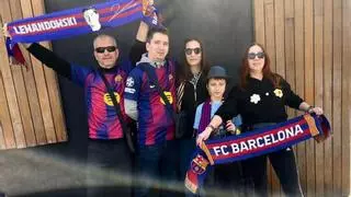 "Para ser sincero, mi padre y yo éramos del Madrid": la familia polaca que se gastó 6.000 euros para ver al Barça de Lewandowski
