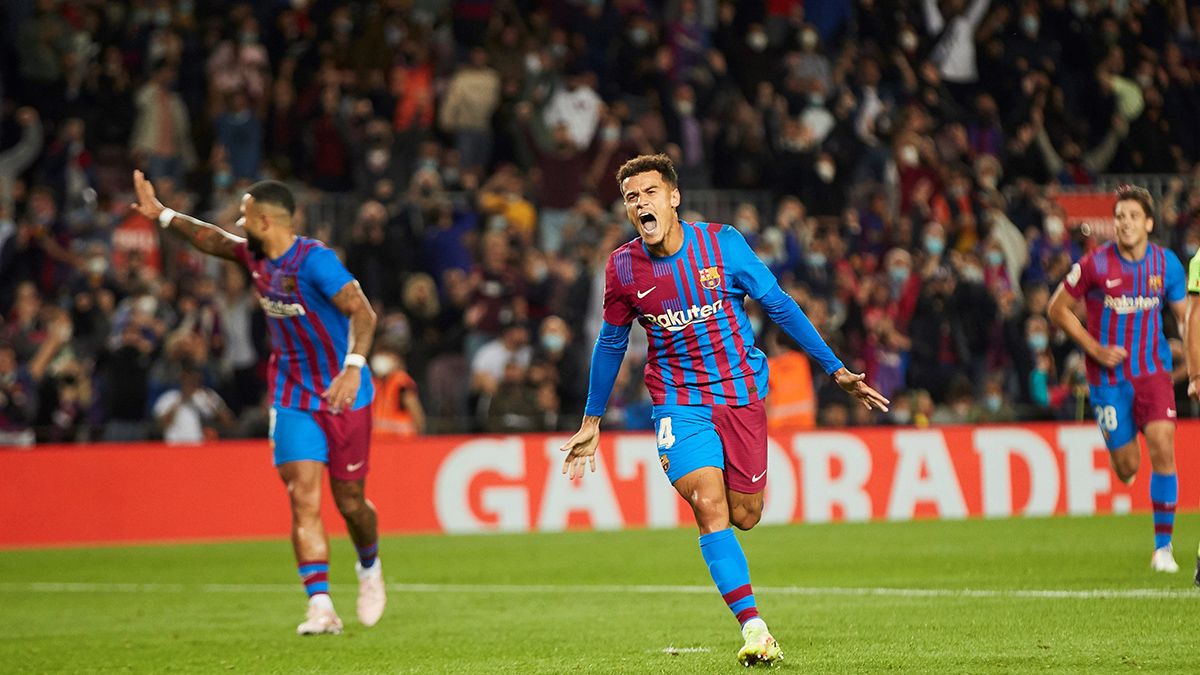 Coutinho celebrando un gol con el FC Barcelona ante el Valencia