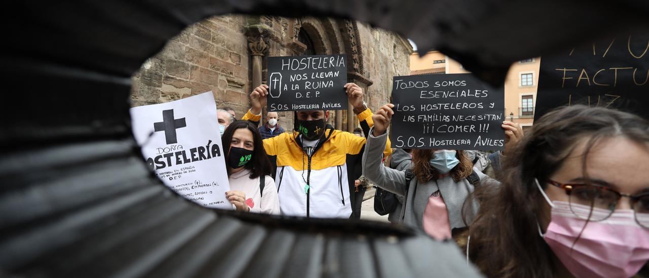 Protesta hostelera en Avilés.