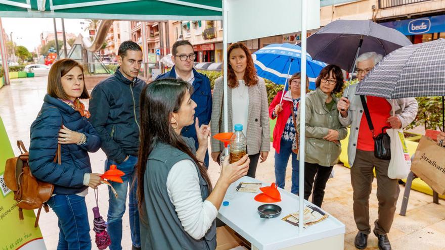 Mislata presenta una nueva campaña para reciclar el aceite usado