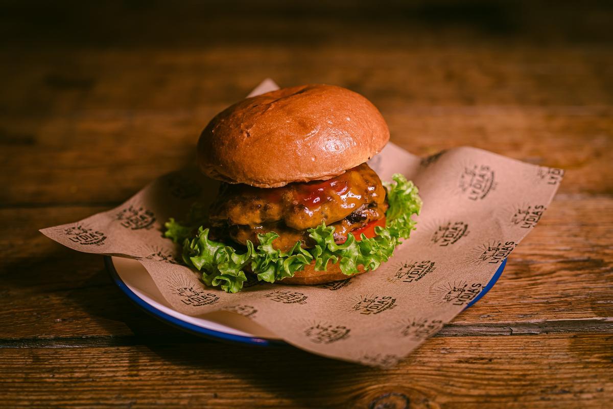 Hamburguesas de gran calidad en Lydia's Smokehouse, en Ibiza y Sant Joan.