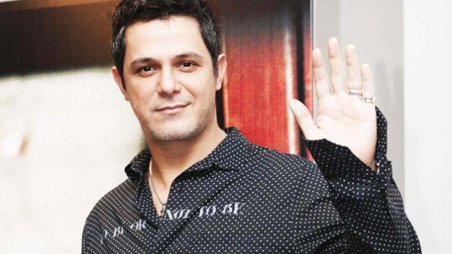 Alejandro Sanz.