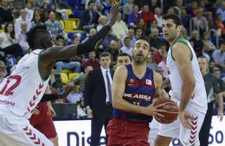 El Barça logra un triunfo balsámico ante el Baskonia