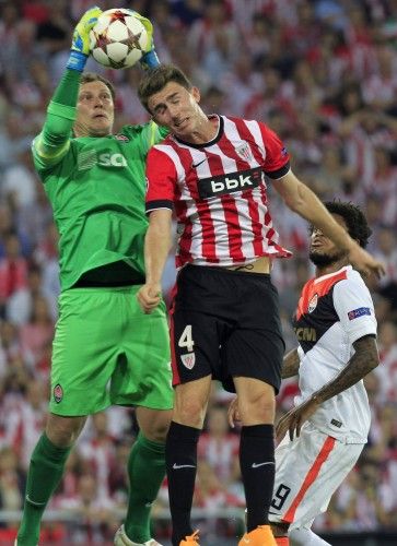 Imágenes del partido de Champions entre el Athletic y el Shakhtar en San Mamés.