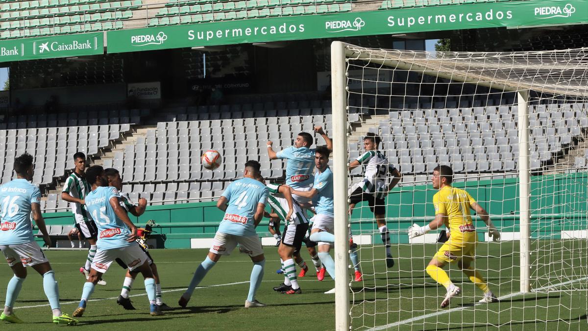 Las imágenes del Córdoba B-Ciudad de Lucena