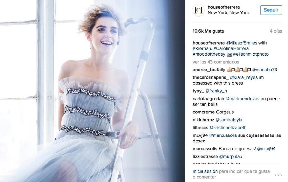 Kiernan Shipka para Carolina Herrera