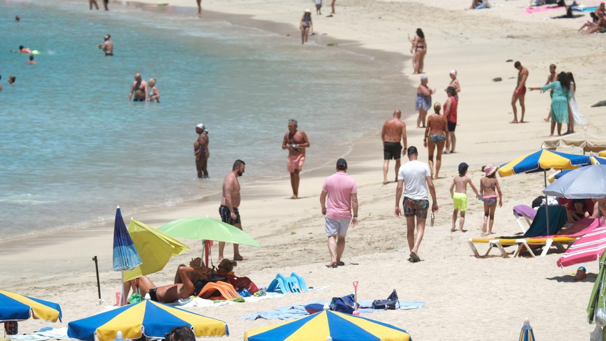 Imagen de archivo de la Playa de Amadores, donde se encuentra el establecimiento hotelero