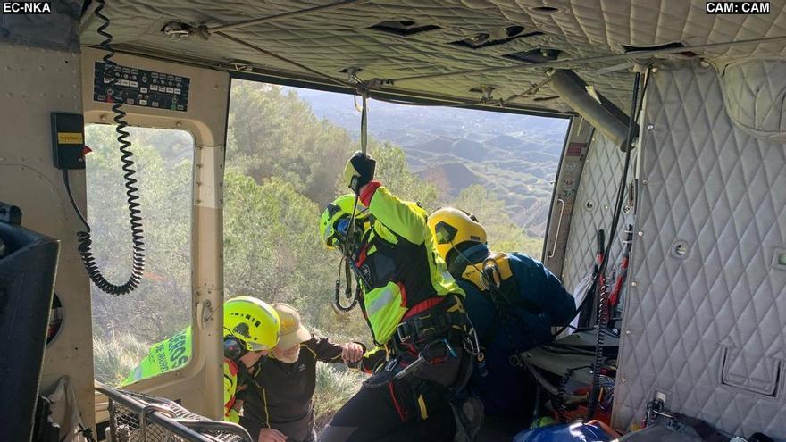 Rescatan en helicóptero a un excursionista mareado en Cañadas de San Pedro