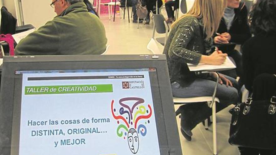 Diputación ayuda a hallar empleo a más de 15.000 castellonenses