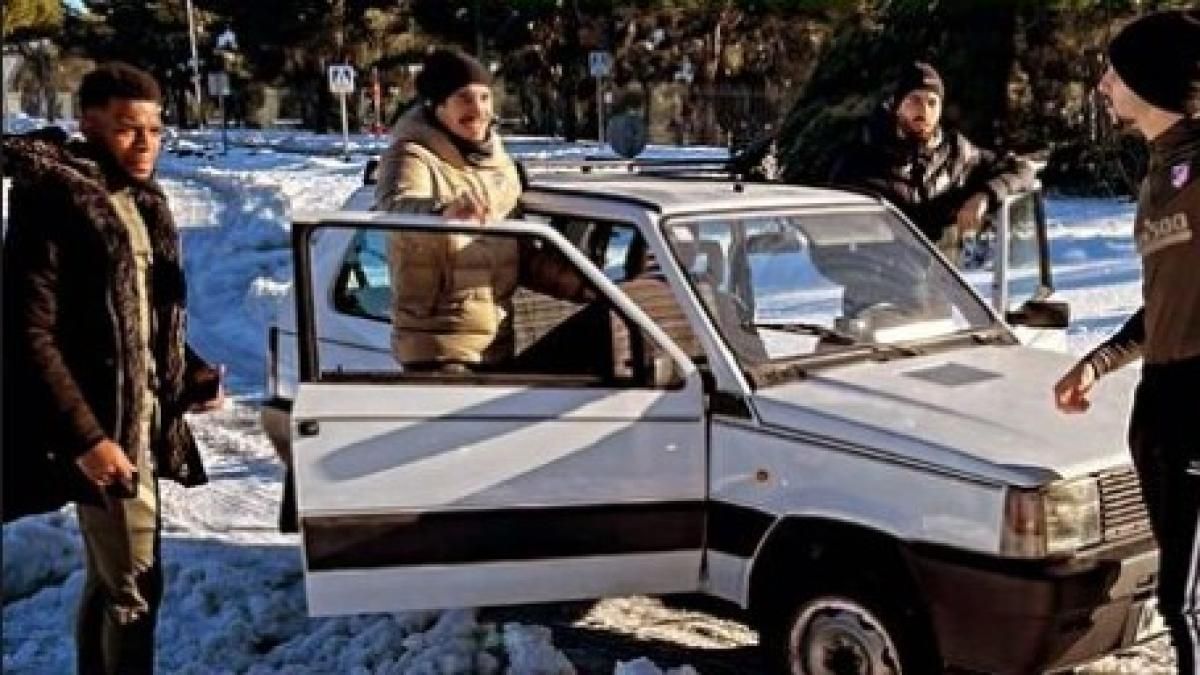 Un Fiat Panda protagoniza el último entrenamiento del Atlético de Madrid