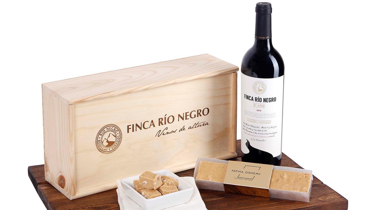 Vino Finca Río Negro Edición Navidad Fátima Gismero