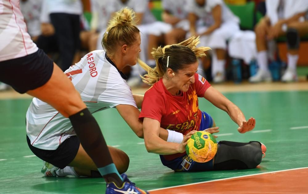 Imágenes del partido entre las selecciones femeninas de España y Noruega en los Juegos Olímpicos