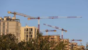 Els tres districtes de Barcelona on més s’han encarit els pisos d’obra nova