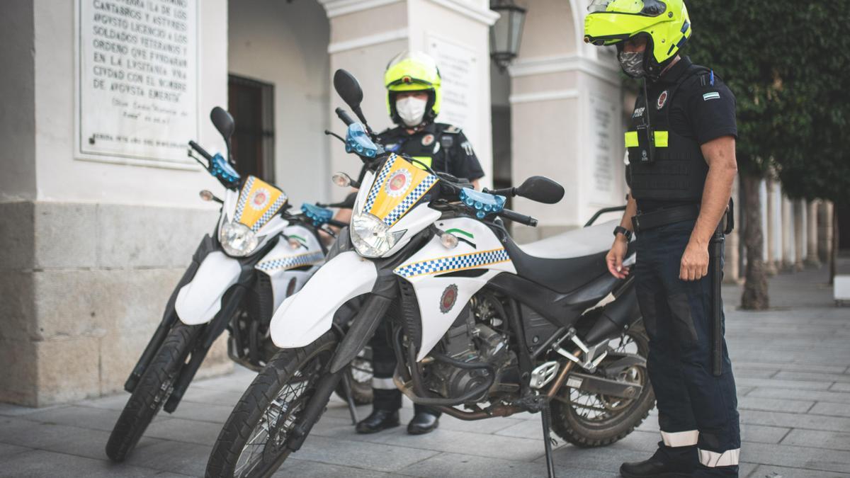 Efectivos de la Policía Local de Mérida