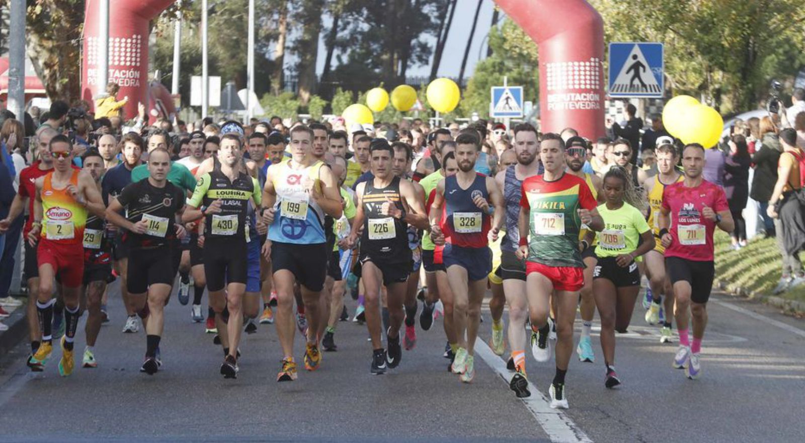 Salida de la media maratón desde O Vao.