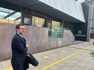 Comienza la guerra de las firmas en el Barça: los precandidatos muestran palmito y apuestan por la exageración