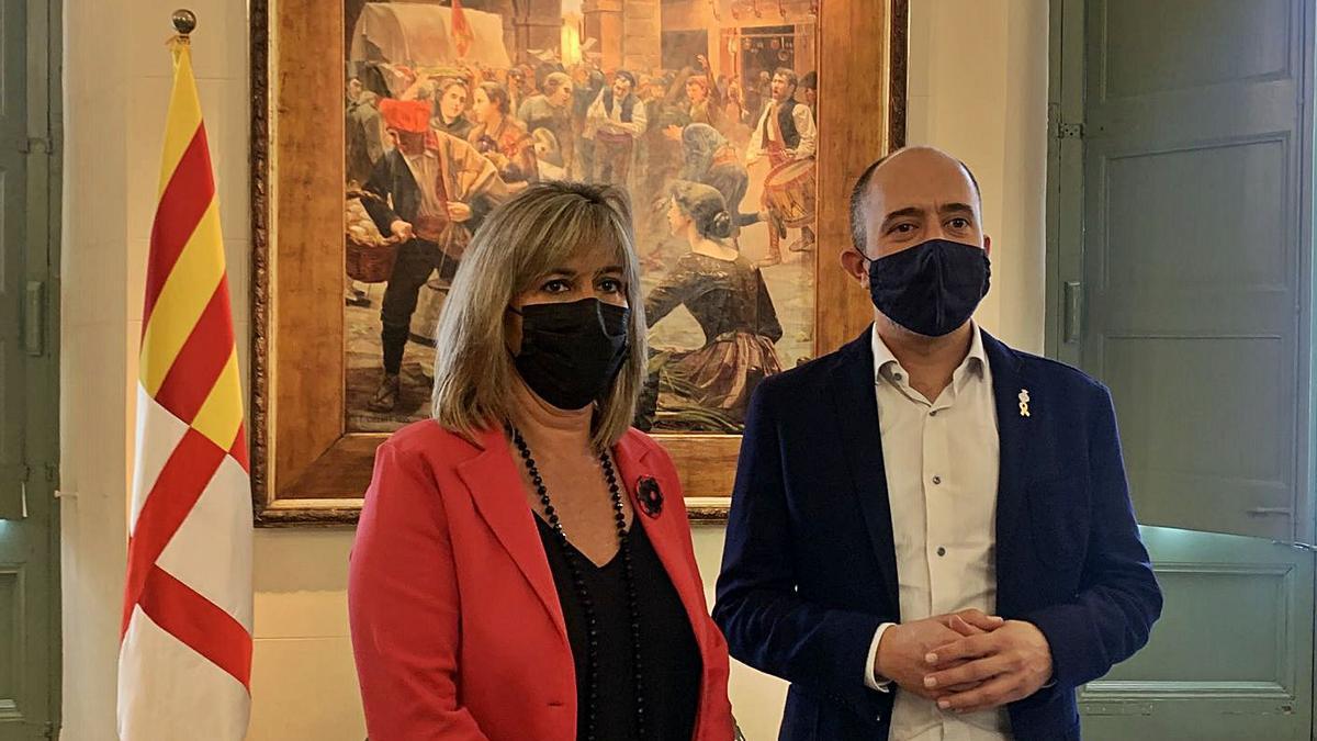 La presidenta de la Diputació de Barcelona, Núria Marín, i l’alcalde, Marc Aloy, ahir  | G.F.