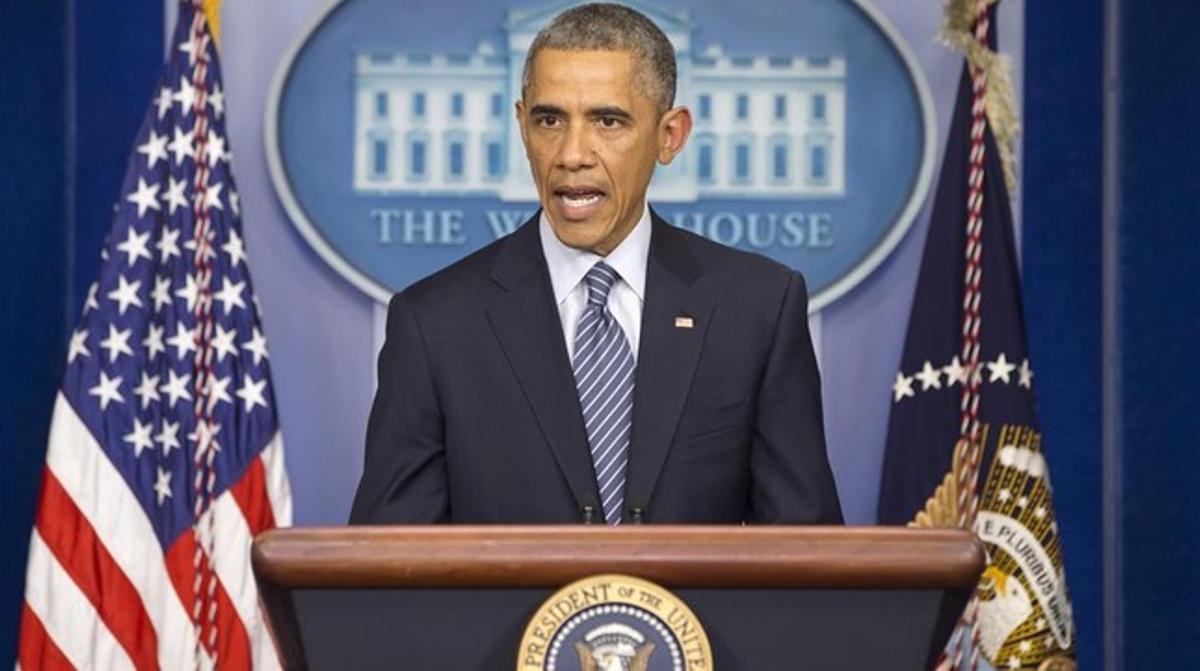 Obama parla davant els mitjans a la Casa Blanca poc després de conèixer-se el veredicte a Ferguson. Obama parla davant els mitjans a la Casa Blanca poc després de conèixer-se el veredicte a Ferguson.